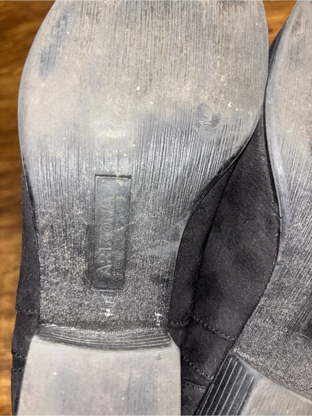 Arizona Booties Size 9